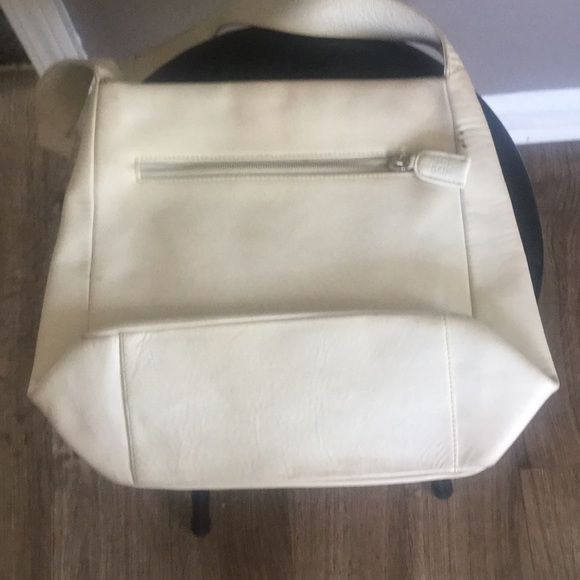 Handbag - Picture 5 of 7